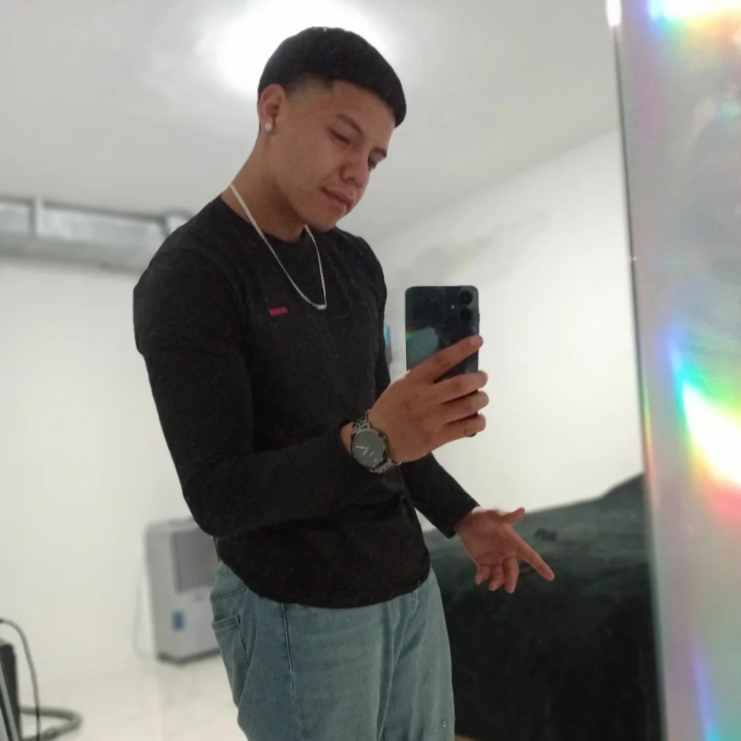 HETEROS ENGAÑADOS tweet media