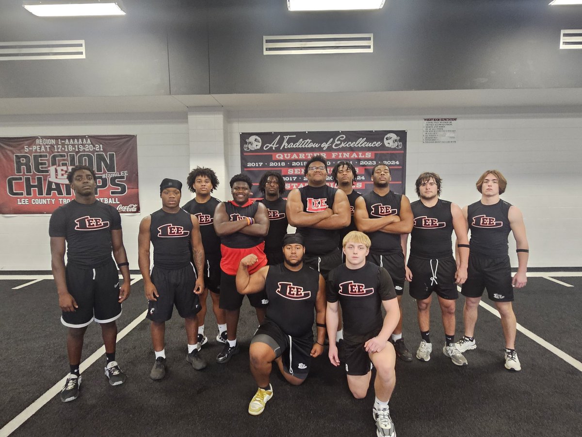 rockerlee229's tweet image. Great starting point today...excited to see this group increase!

600lb Deadlift Max Club ☠️