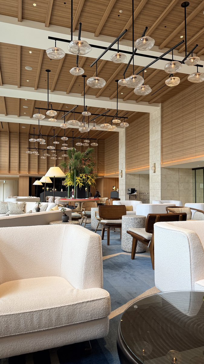 할레쿨라니 오키나와

모든 서비스가 완벽하다.
디테일까지 감동이였다.