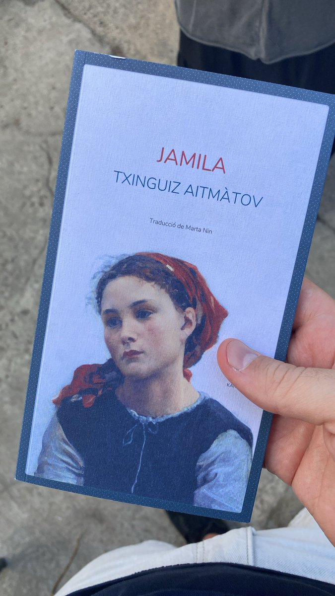 OriolReguSendrs's tweet image. He escrit a @quadern_elpais sobre aquesta novel·leta preciosa que em vaig comprar el passat setembre a la Fira del Llibre del Pirineu. Felicitats a @EdKarwan per l'empenta!