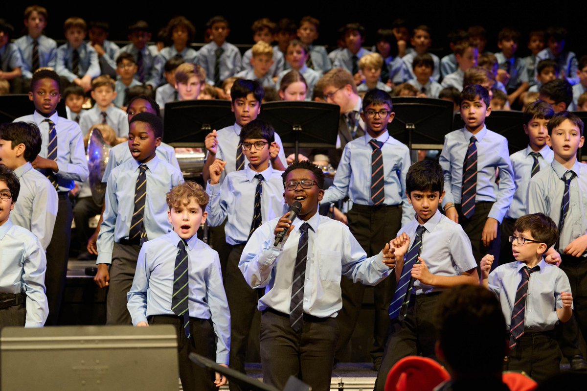 habsboys's tweet photo. Prep pupils embraced the festive spirit with daily activities and cheeky elves! Reception wowed with a charming Nativity, and for the first time, Years 1–6 united for a concert of carols and Sister Act hits—ending with ‘This Is Me,’ a tear-jerking finale! https://t.co/02URrUbUUI