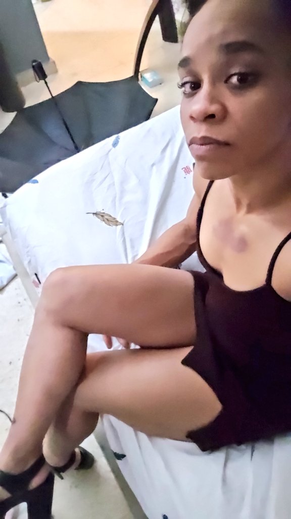 Wrestling Bussines makes me sad AF!!! Can't believe it !!! 🤢 
It let me think i lost 22 years of my life!  Trying to be in famous companies. Why the opportunities are so hard ??? I have no talent or the fucking rumors fuck up my career!?? I have some many cuestion in my head! 😔
