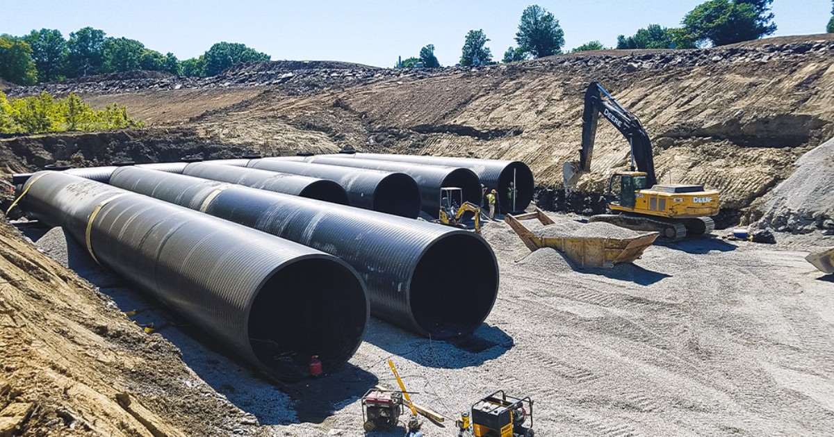 HDPE at Work | New Albany, IN
New Albany addressed SSOs by installing six 120" Weholite HDPE barrels, each 450 LF, providing ~1.6 MG of storage to support long term sewer system performance.

Eng: Clark Dietz Inc.
Con: TSI Construction Inc.
Pipe: Infra Pipe Solutions Ltd.