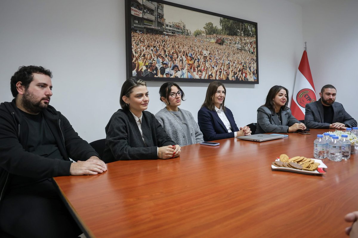 CTP, Gençlik Federasyonu heyetini kabul etti

Gençlerin temel sorunları ve çözüm önerileri konuşuldu

Cumhuriyetçi Türk Partisi (CTP), Gençlik Federasyonu heyetini Genel Merkez’de kabul etti. Görüşmede gençlik politikaları, gençlerin karşı karşıya olduğu temel sorunlar ve ortak