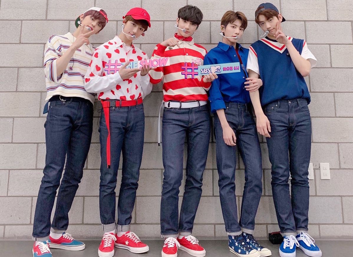 fa4ryji's tweet image. when kpop groups debut looking like this that’s when you know the music is gonna be the best thing you’ve ever heard in ur life