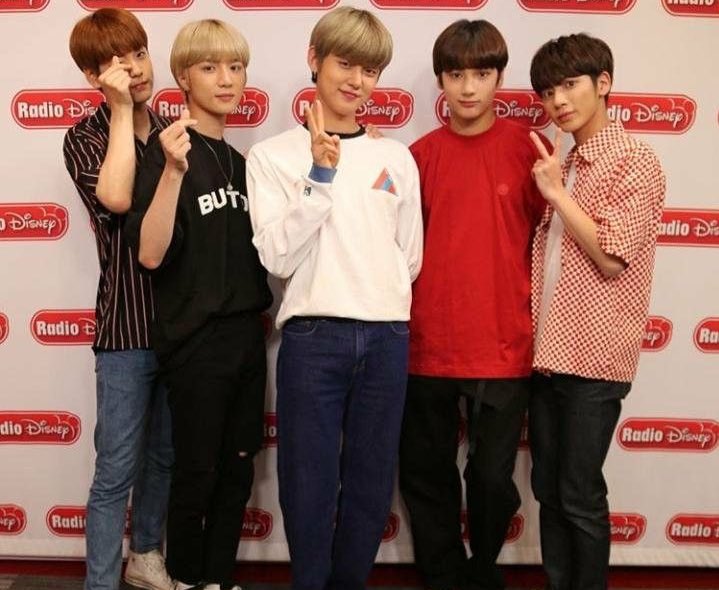 fa4ryji's tweet image. when kpop groups debut looking like this that’s when you know the music is gonna be the best thing you’ve ever heard in ur life