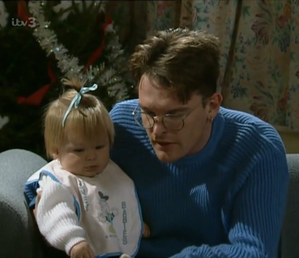 evielovesthings's tweet image. archie being so good with babies and children is soo dear to me &amp;lt;3