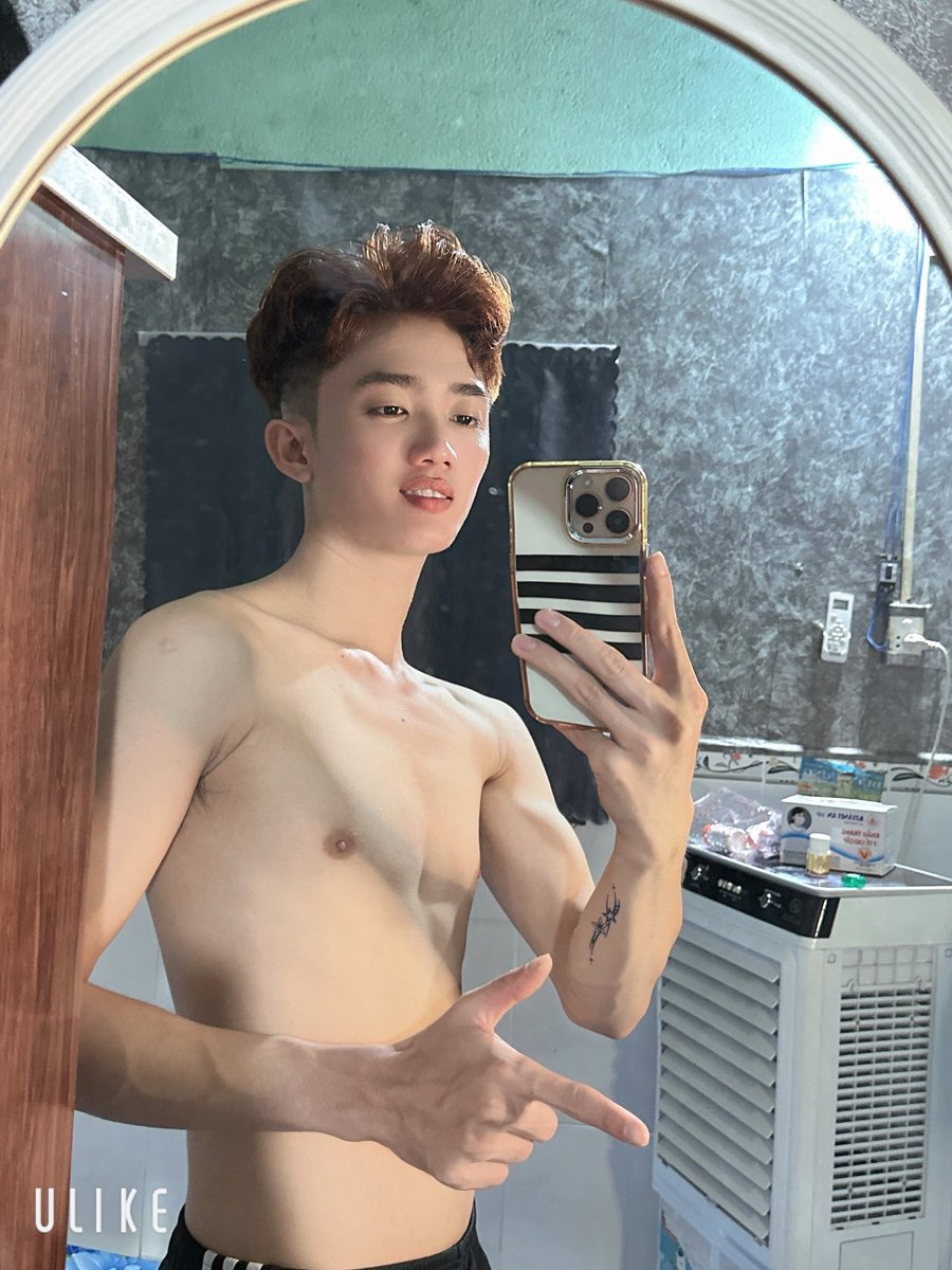 Ah-Gin 2001🐍 tweet media