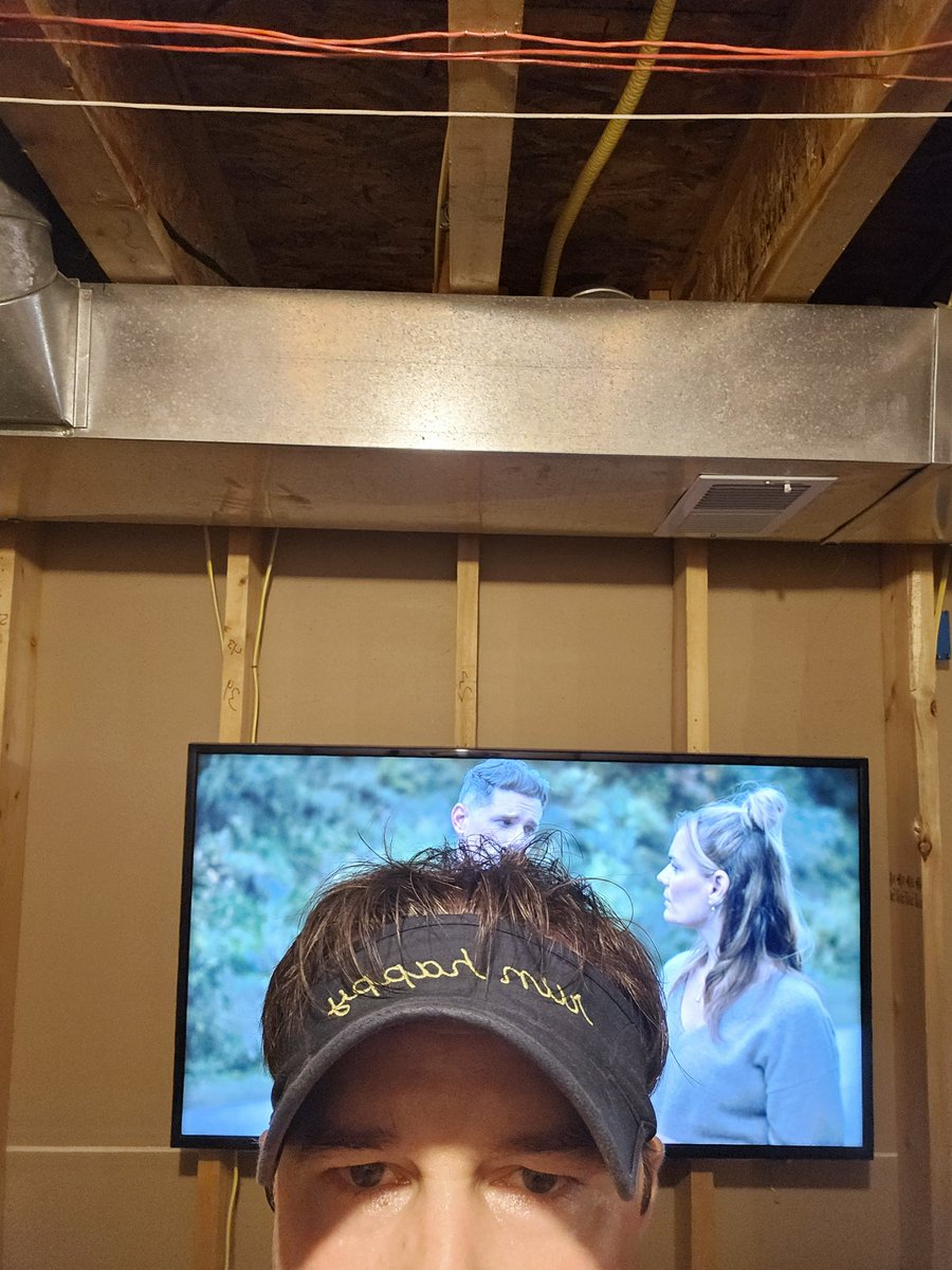 I can feel it coming in the air tonight,  Oh Lord.  Just shy of 5 miles this am, school mass done, work caught up. Let's go! #Fitleaderapp #stayunbroken   Check out my run on Strava: strava.app.link/VVObVwrOJZb