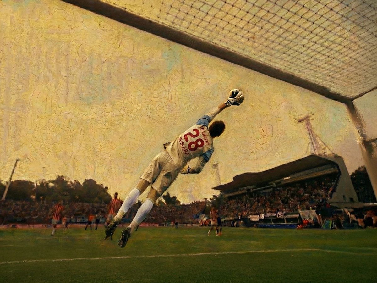 Desde el 4 de agosto de 1905 volando en la dirección contraria de la oligarquía Platense y el mata obreros que no quería la practica del fútbol y prefería la esgrima.