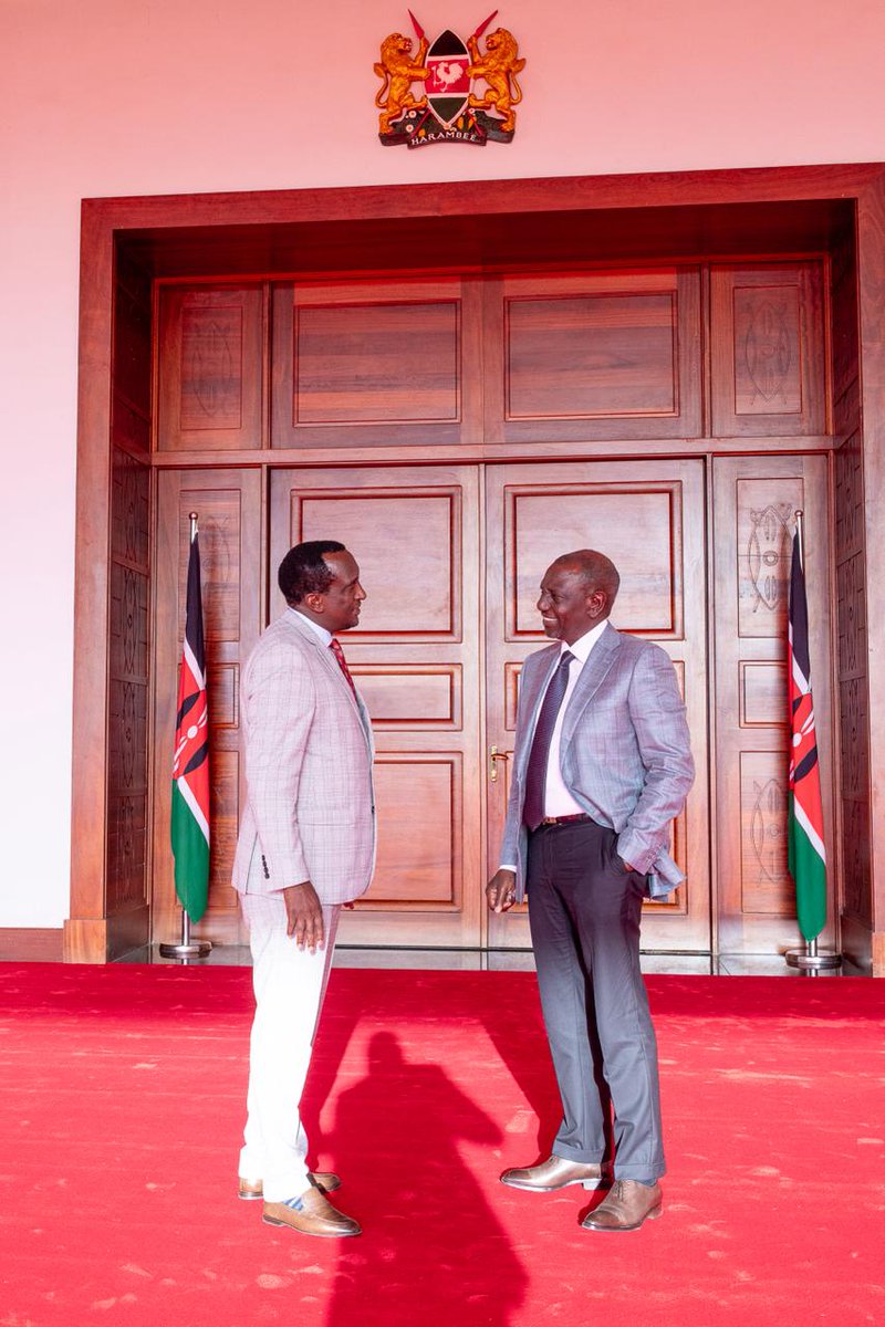 Today, I made a stop at the State House of Kenya for a development briefing with His Excellency the President, Dr. William Samoei Ruto 

Narok has witnessed a significant array of national investments and strong collaboration across various sectors, including agriculture and