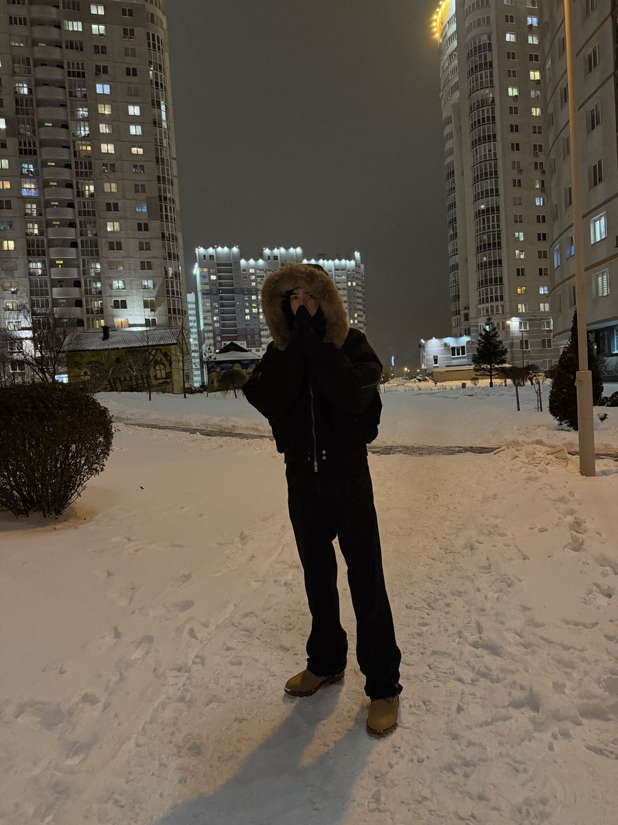 ghooolyache tweet media