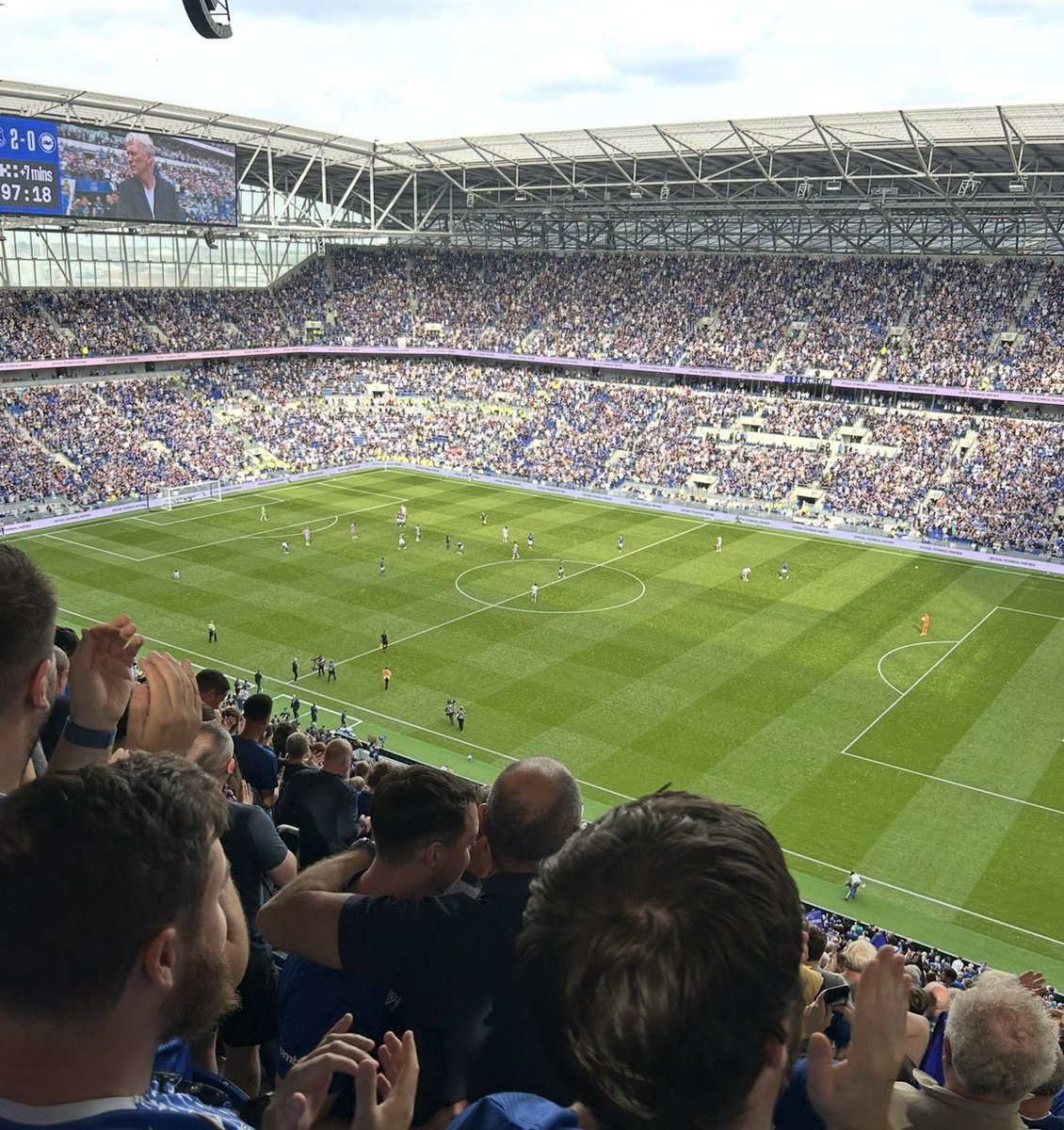 Hate the thought of my seat being empty for tonight and with the amount on the resale (that 100% won’t sell), someone can have my seat tonight for free.

Block 204, must have a membership for me to transfer to. RT please.

<a href="/evertonspares/">Everton Spare Tickets</a>