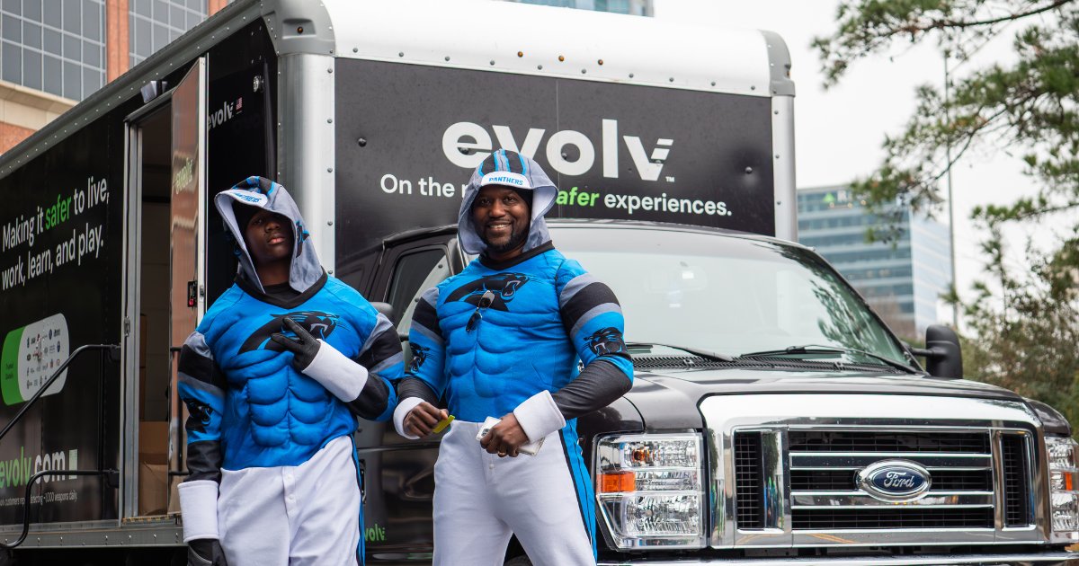 EvolvTechnology's tweet photo. Panthers fans, you showed out!🏈
As fans prepared for kickoff, we joined the @Panthers Fan Fest outside of @BofAstadium to showcase how our systems work to help create more positive #GameDay experiences!
#FanFest #KeepPounding #CarolinaPanthers #BofAStadium #NFL #Superfan https://t.co/tbexjJ9t2D