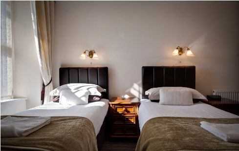 TheBBDirectory's tweet photo. Enjoy a Comfy Coastal Stay in Conwy with The Promenâd.

The Promenâd is a Grade II listed building dating back to the mid-19th century, perfectly positioned along Llandudno’s North Shore with uninterrupted sea views.

https://t.co/WLq6UdLJR3

#ThePromenad #Llandudno https://t.co/c1Hi7fedrr
