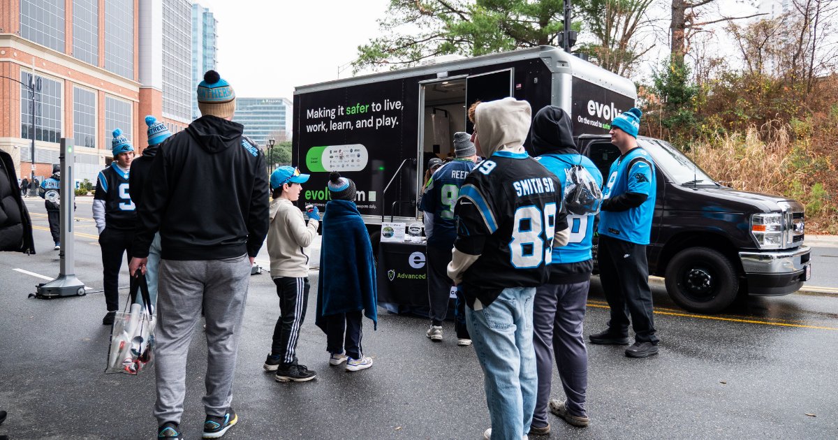 EvolvTechnology's tweet photo. Panthers fans, you showed out!🏈
As fans prepared for kickoff, we joined the @Panthers Fan Fest outside of @BofAstadium to showcase how our systems work to help create more positive #GameDay experiences!
#FanFest #KeepPounding #CarolinaPanthers #BofAStadium #NFL #Superfan https://t.co/tbexjJ9t2D