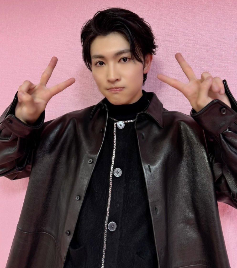 あっちゃんさん。:°ஐ..♡*スタイル 🪽せーのっジャンプーー🪽/ 今夜の #あっちこっちAぇǃ #すえのり 心