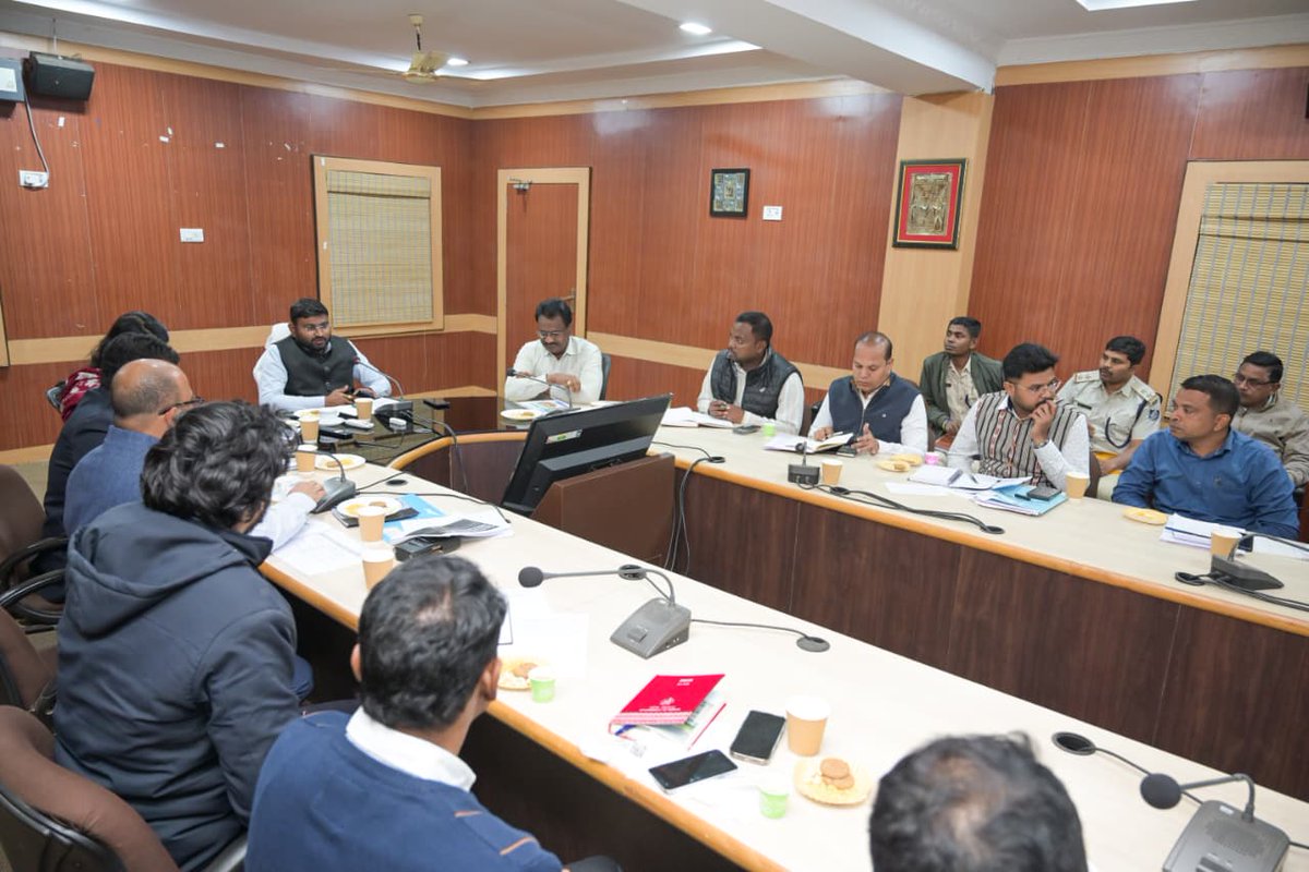 Collector & DM, Koraput tweet media