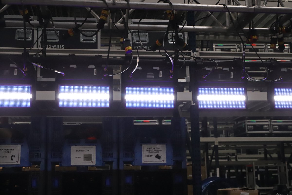 PRGlive's tweet image. In the warehouse getting hands-on with the @GLPImpression JDC Burst 1. Tested, prepped and ready for the road. ⚡

#PeopleProductionPossibility #PRG #BehindTheScenes