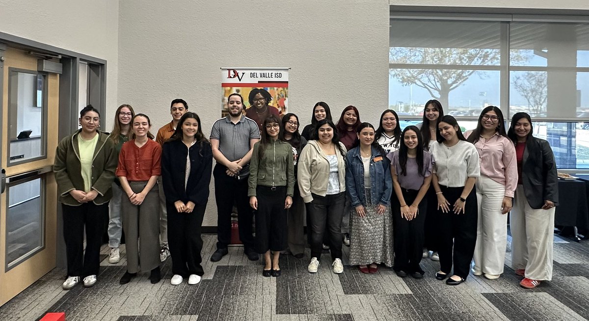 dvisd_hr's tweet photo. Today we welcomed our Spring 2026 student teacher cohort to Del Valle ISD! Students from @txst and @UTAustin will start their clinical teaching at schools across the district. We are thrilled to have these future educators in our classrooms! https://t.co/iHZqb0JoMq