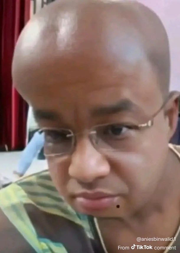 realbangvio's tweet photo. cuma di tiktok doang gw seneng liat termul ama anak abah berantem wkw kocak bgt ajgg lempar2an meme https://t.co/tRezZvEHIZ