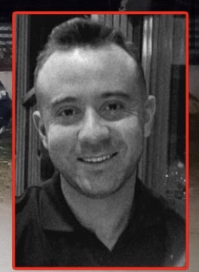 2026/1
7 Ocak 2026

Denizli İl Emniyet Müdürlüğü kadrosunda görevli çarşı ve mahalle bekçisi İsmail Tuncer'in araç içerisinde intihar ettiği öğrenilmiştir
 emniyetintiharaniti.org/intiharlar/ism…