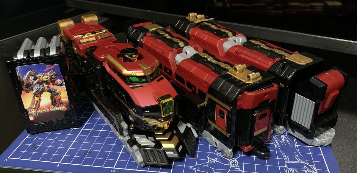 EPY_RM's tweet photo. Metal #Cardbot Blastrain
Great little toy. A few nitpicks here or there, but nothing that subtracts from how cool it is. It's a bit of a big swing, but I had some X-mas gift cards that made it feasible. https://t.co/BDMdG9JbtW