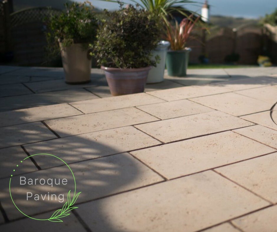 Simple is as simple does.

You can’t help but fall in love with our beautiful Baroque paving range. No fuss, just clean lines and a gently textured surface in shade Limestone. Perfection.

Also available in an Oval paving kit.

bowlandstone.com/product.asp?pr…