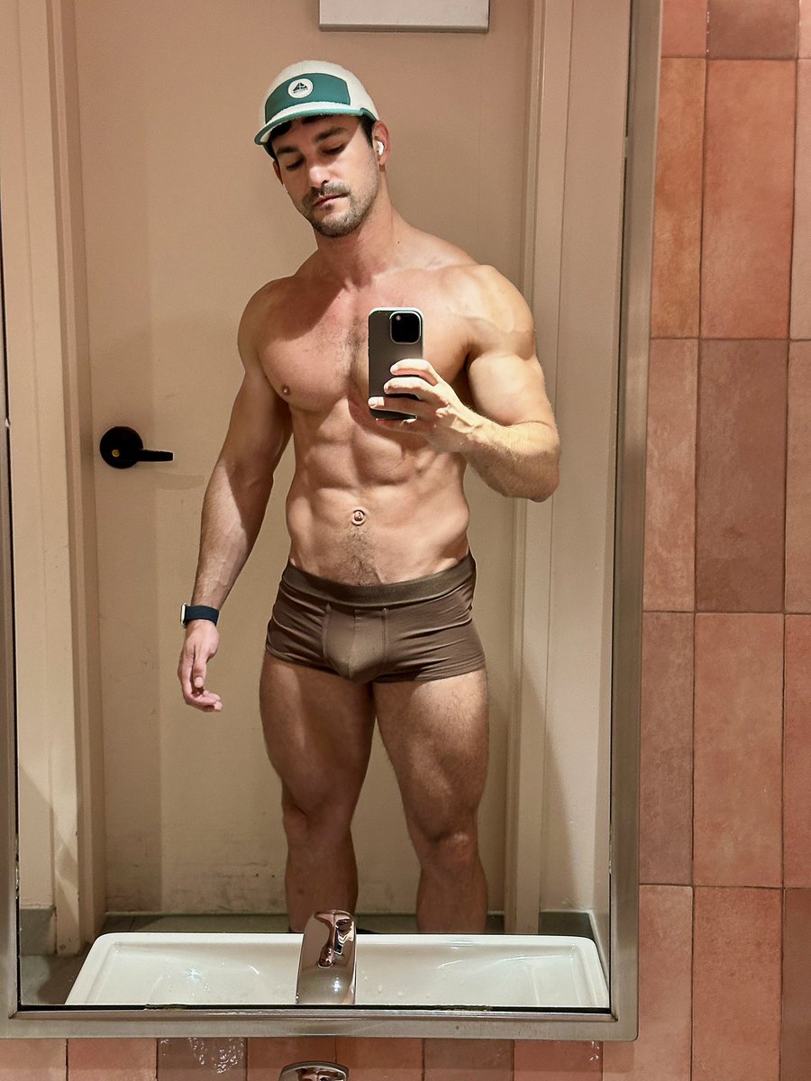 li-or-id-el tweet media