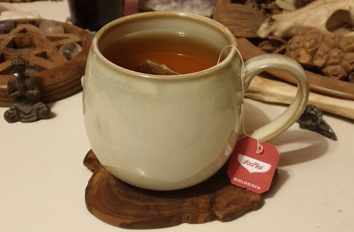 raincandyED's tweet image. Tea of the day  (TOTD)
"Christmas Tea" 🎄

Drinking it while doing some stationary biking 🚲