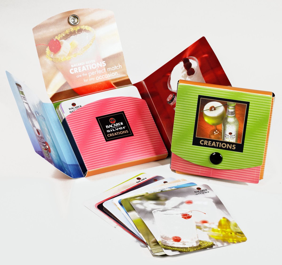 snellercreative's tweet photo. Unboxing Magic, Press Kit Wins by @JTSnell #sneller #snellercreative #snellercreativepromotions #madeinusa #packaging #custompackaging #promotionalpackaging #presskit #prkit #unboxing #marketingkit #influencer #marketing #branding #promotion #advertising
https://t.co/T8o1ia0vw3 https://t.co/doBSodlYV1