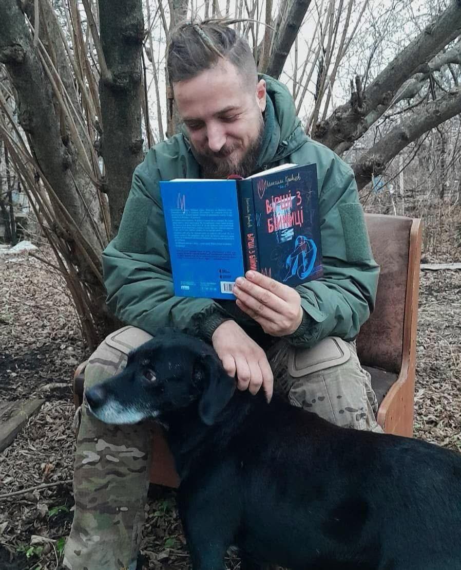 We remember. Two years ago, Maksym Kryvtsov, code name Dali, was killed defending Ukraine from the russian invasion. Maksym was a 33-year-old poet who had just recently published his poems in a book.

His sacrifice will never be forgotten. Glory to the Hero.