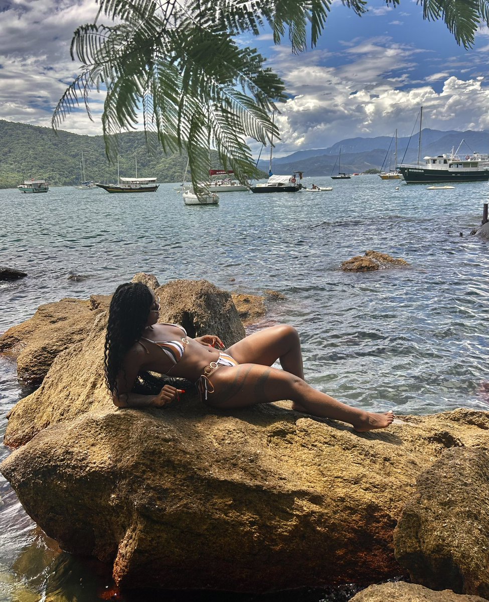 ffva22's tweet photo. 🏝️🤎 https://t.co/lcA7kPxXDS