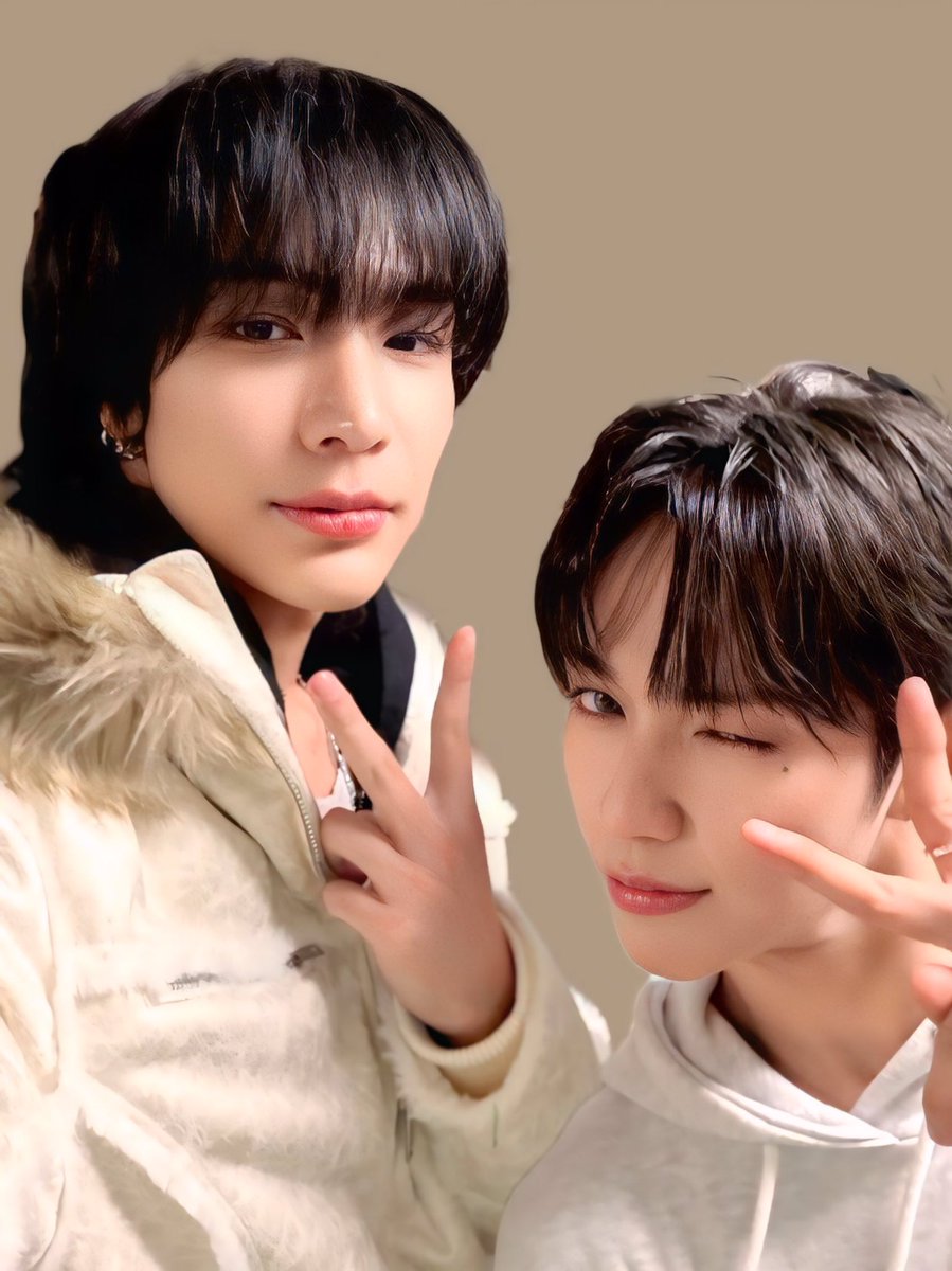 vkoominy's tweet photo. my biscuitz heart is happy seeing this cutieful hansel crumbs. hanseo and jl you are forever loved by me π₯Ήπ€
#JL #μ μ΄μ
#HANSEO #ꡬνμ https://t.co/LdrEmD8udD