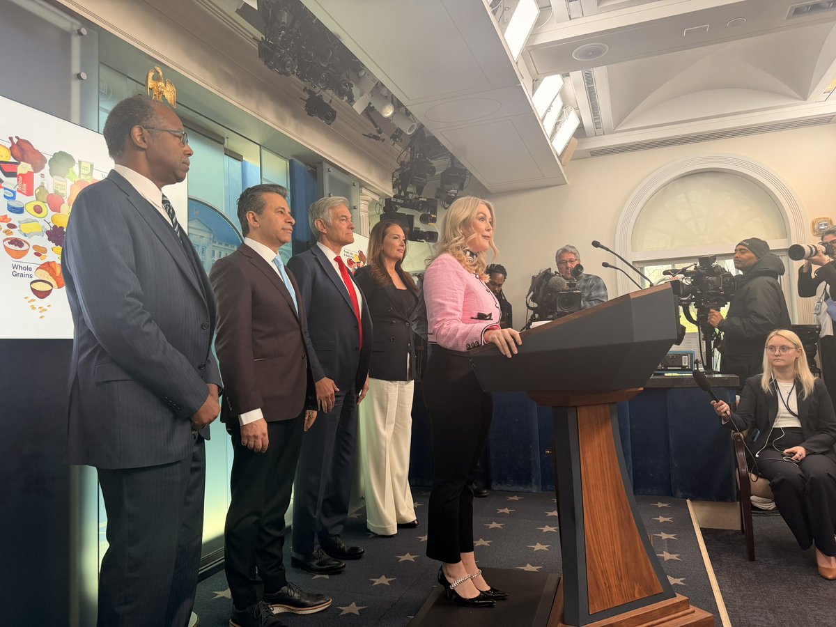 🚨The Dietary Guidelines released today is the most important public health guidance in modern history.

The U.S. government is for the FIRST time urging Americans to AVOID highly processed food, added sugar, and refined carbohydrates. 

With the U.S. childhood obesity rate FIVE