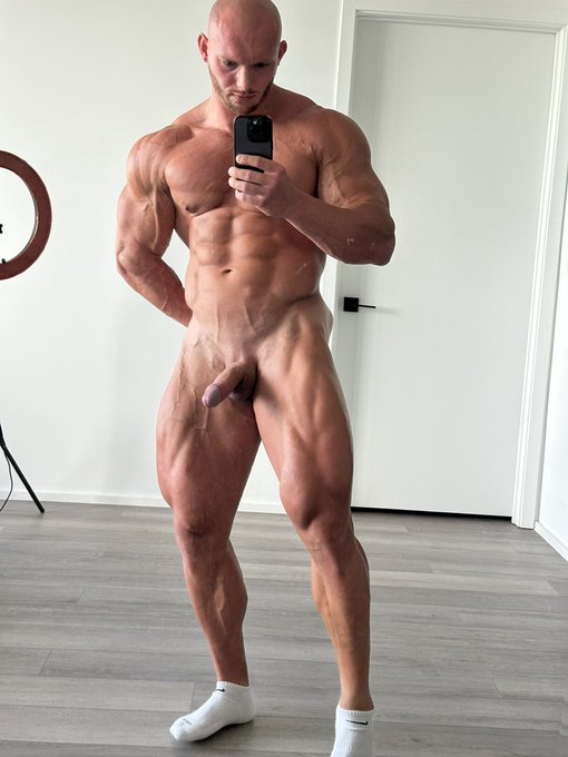 I recorded a new video only for you 
Don’t wait and let’s go to see here⤵️
link.me/whiterhino