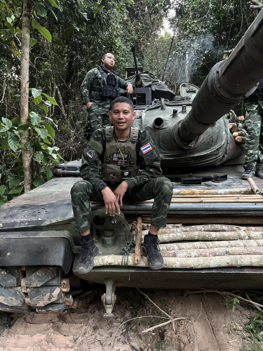 AnnQuann's tweet image. Thai soldiers taking commemorative photos of themselves and their "uparmored" Patton main battle tanks.