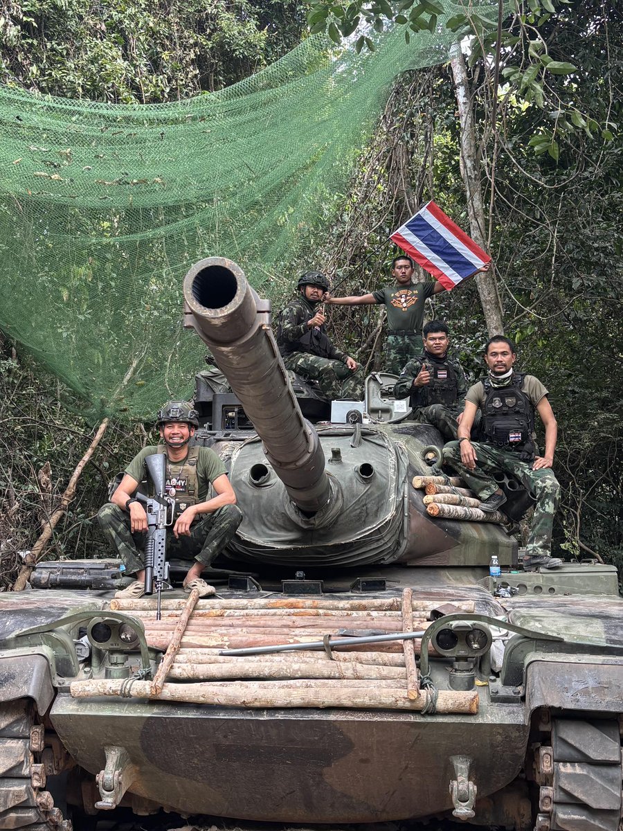 AnnQuann's tweet image. Thai soldiers taking commemorative photos of themselves and their "uparmored" Patton main battle tanks.