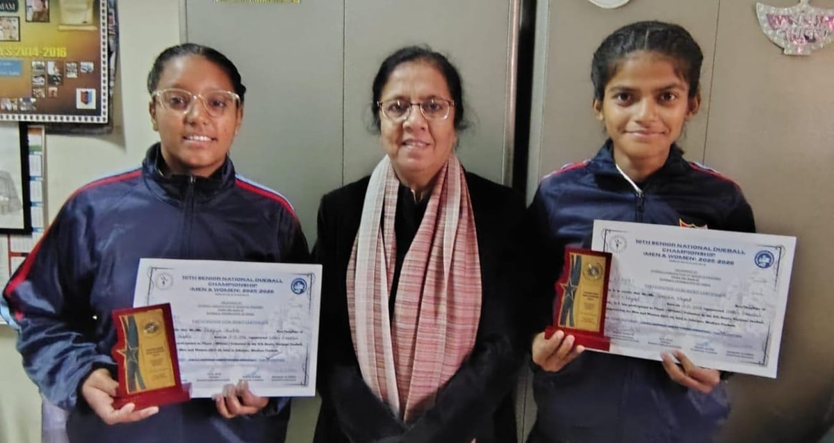 NCC WING OF NAVYUG KANYA MAHAVIDYALAYA, LUCKNOW tweet media