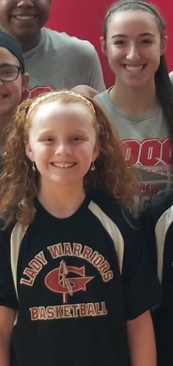 TITW22's tweet photo. Thank you for the support. Please keep voting for Macee Steele
 If you know her show her the LOVE.❤️🏀❤️🙏🏻🔥🦆🦅
#smallSchoolGIRL
#GoshenLadyWarriors
#TITW22 
 https://t.co/EtMbOjUcUz https://t.co/9f2aIma4hM
