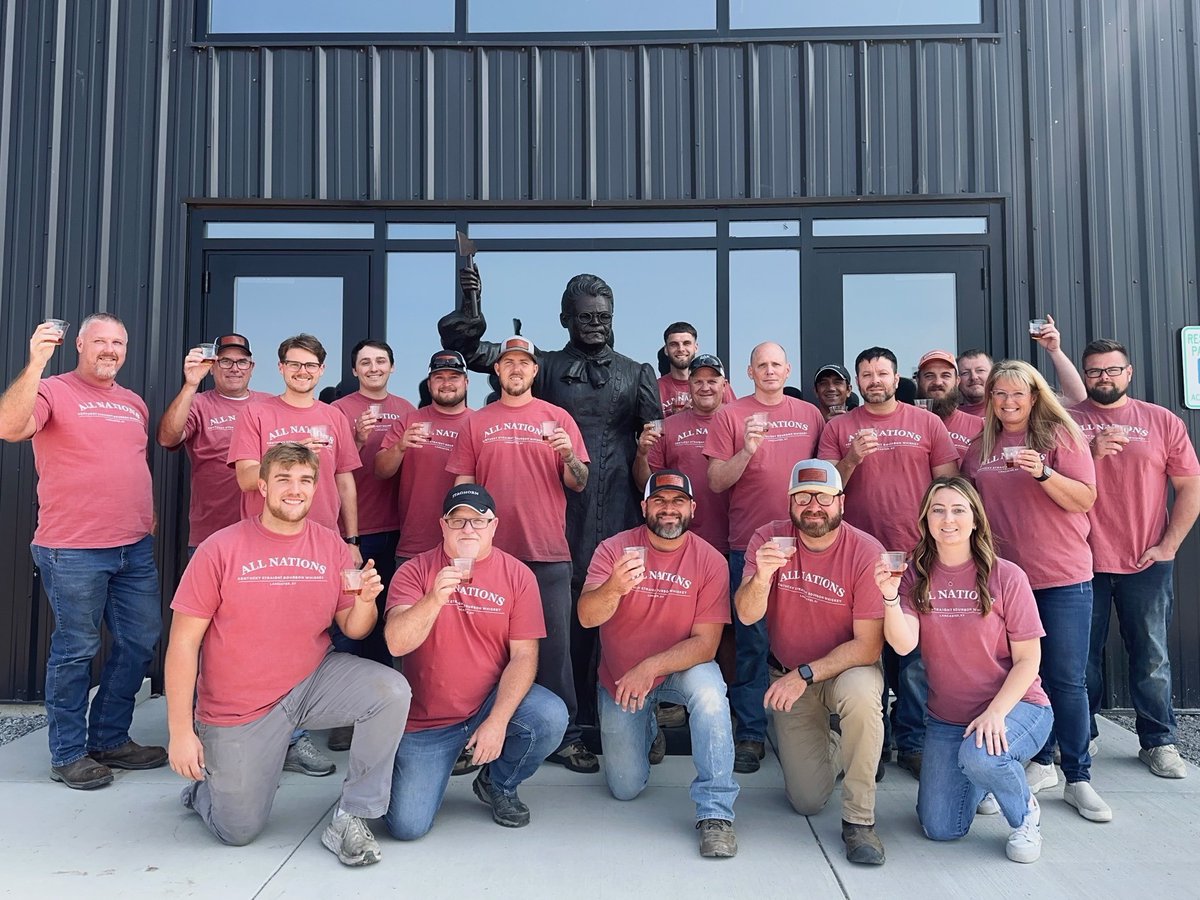 RRCstatues's tweet image. One of our favorite projects #CarrieNation for @GCDistillingCo ✨🥃👏

#custommade #bronzeart #bronzesculpture #distillerylife #statueart