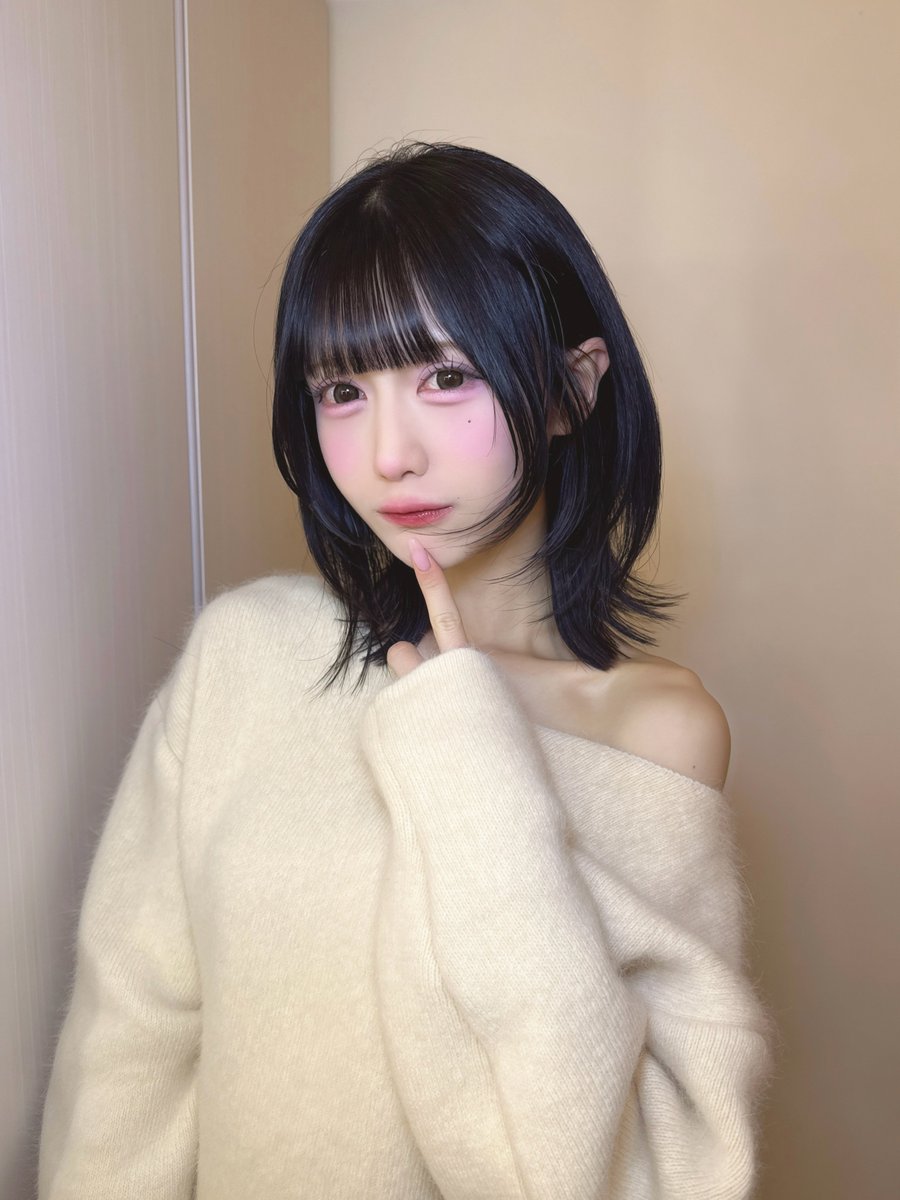 anthurium_chigi's tweet photo. 見た人全員おはちしてください！

黒髪好き？❤︎ https://t.co/6uF5lyiMu2
