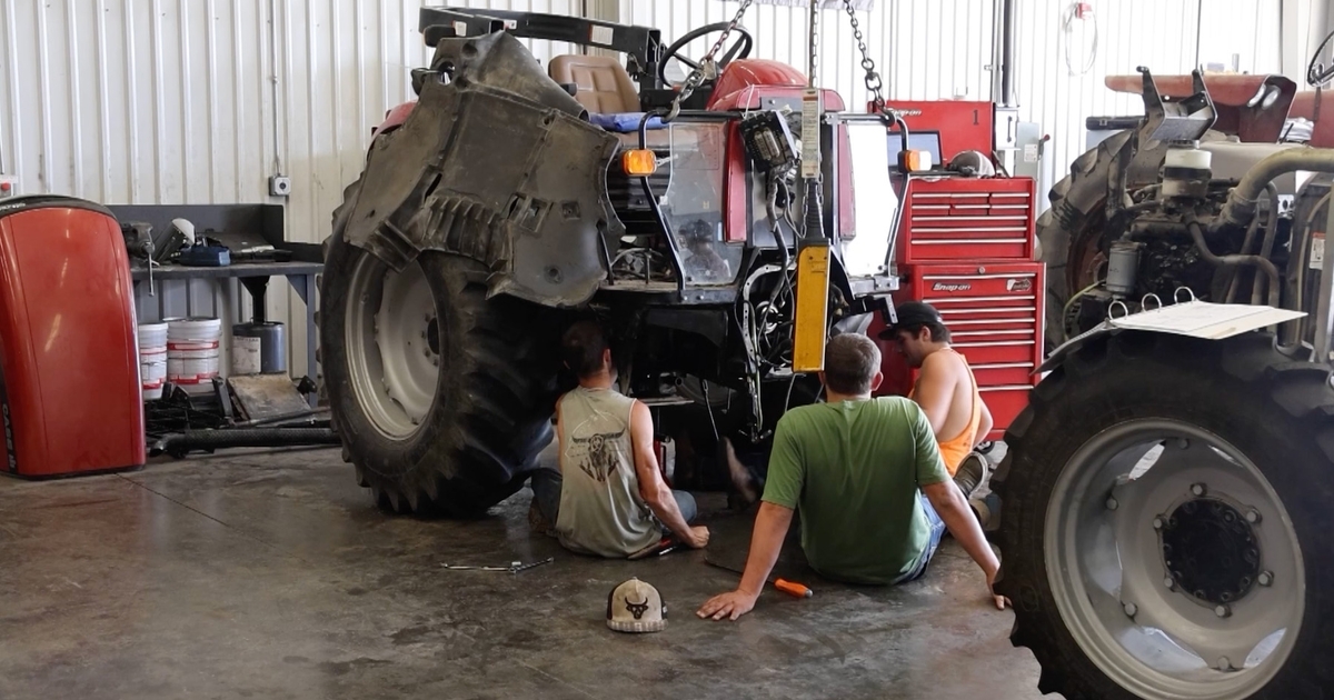 OrgGrowerSummit's tweet image. In case you missed it... This Week in Agribusiness: 
Cattle market concerns, grain handling equipment, Chinese purchases of soybeans and sorghum, country of origin labeling, spray drones and diesel tech programs are featured this week.

#OGS25