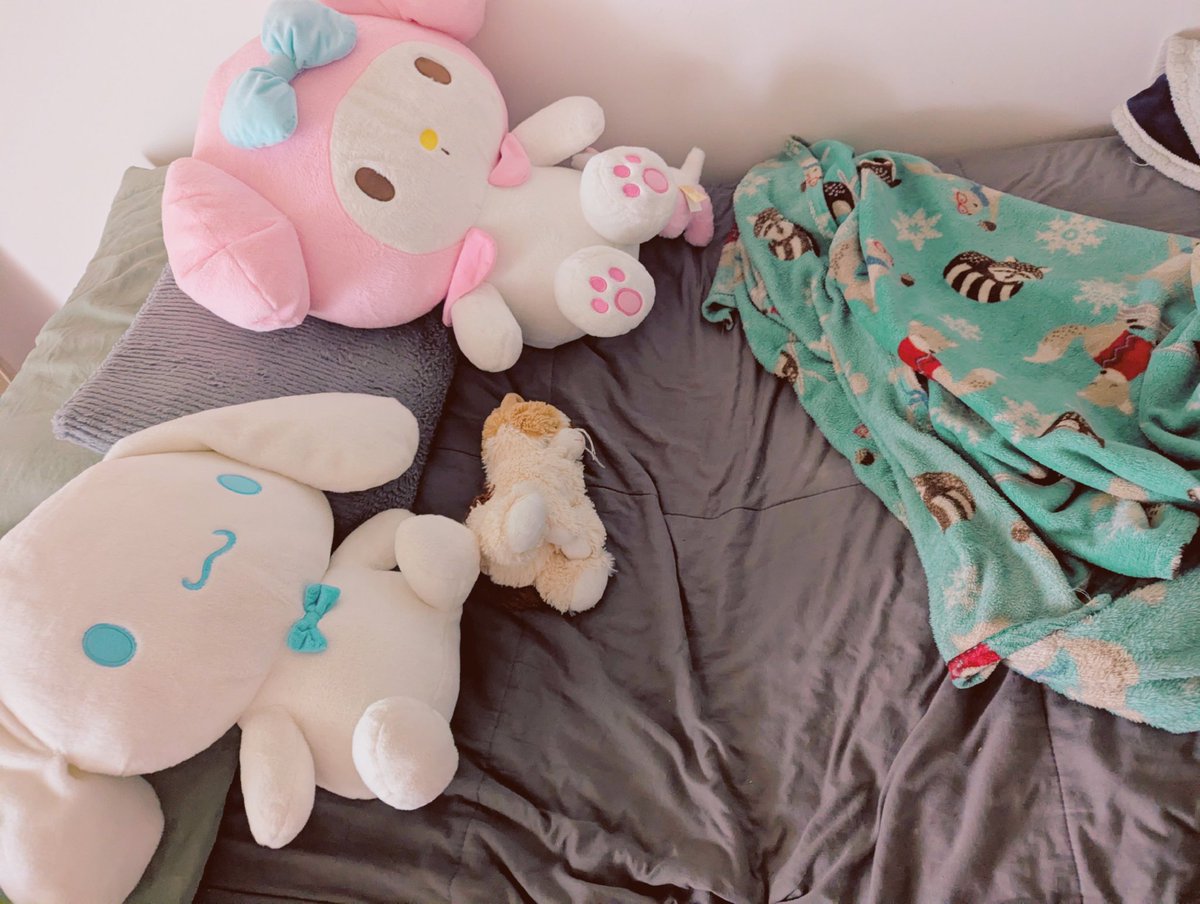 the soaked diap, and where I'm napping after getting changed