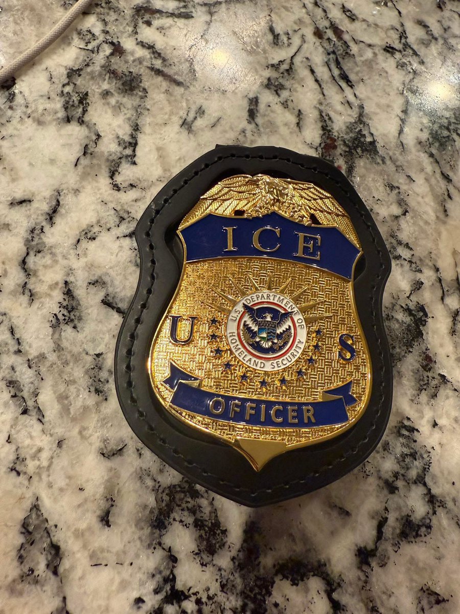 1Nicdar's tweet image. I Stand With Ice! 🇺🇸 🙋🏻‍♂️

If you stand with ICE, drop a 🇺🇸 and repost.