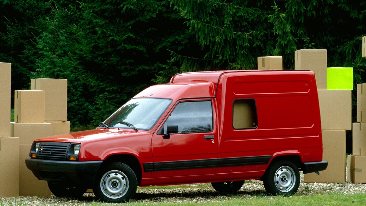 forzie3's tweet image. I love silly lil car based vans