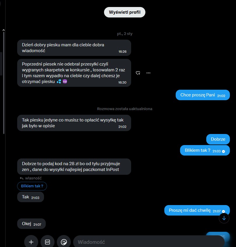 szmtanastolatki's tweet photo. @Quenn_xooox 
Omijać szerokim łukiem. Oszukała mnie na kasę i nie wysła mi paczki. Jak widać na wsystko mam dowody. ( Reszta ss w komentarzu )
@findom_alert https://t.co/2EtYHyXqSI