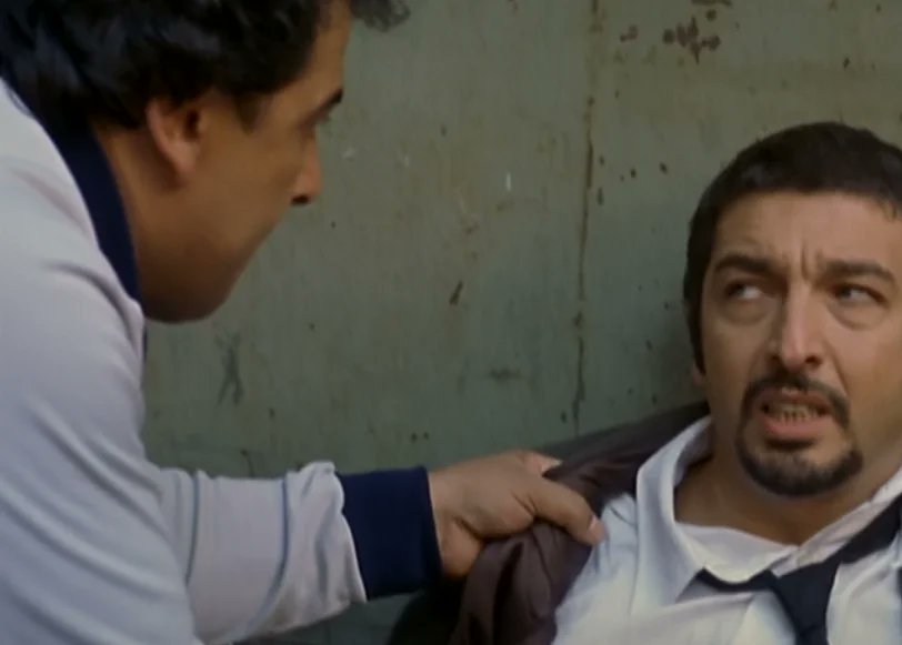 - Dijste deuda.
- No, Toto. Yo No dije deuda.
- Si, dijiste deuda la reputa madre que te parió.