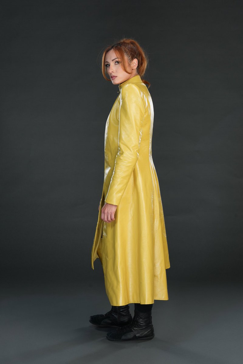 BeckyLynchWWE's tweet image. Can we talk about my LEGENDARY ring gear from my HISTORIC win on MONDAY?! It was out of this GALAXY!! THANKS to my GENIUS team of Avery and Tanya for their hard work! I HAVE GREAT ideas and they made it come to life! Alex Kurtzman (BIG TIME LEGEND) was so impressed, he told me…