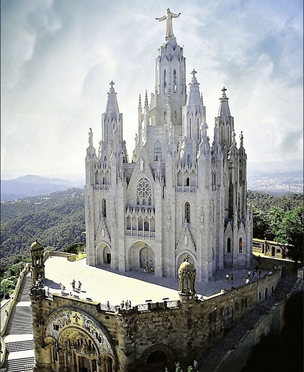 Church of the Sacred Heart of Jesus, Tibidabo Barcelona, Spain 🇪🇸